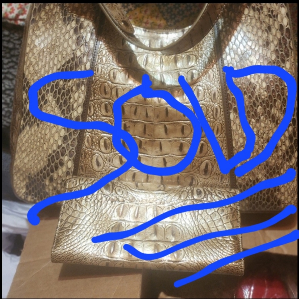 SOLDDD!!!!!!!!!!!!!!!!!!!!Brahmin Tabitha handbag and wallet